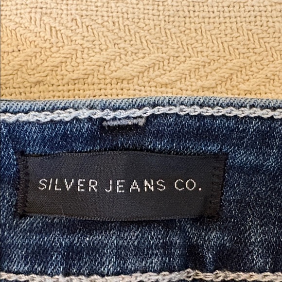 NWT 20W Silver Elyse Comfort Fit Mid Rise Slim Boot cut blue denim jeans - Picture 3 of 9